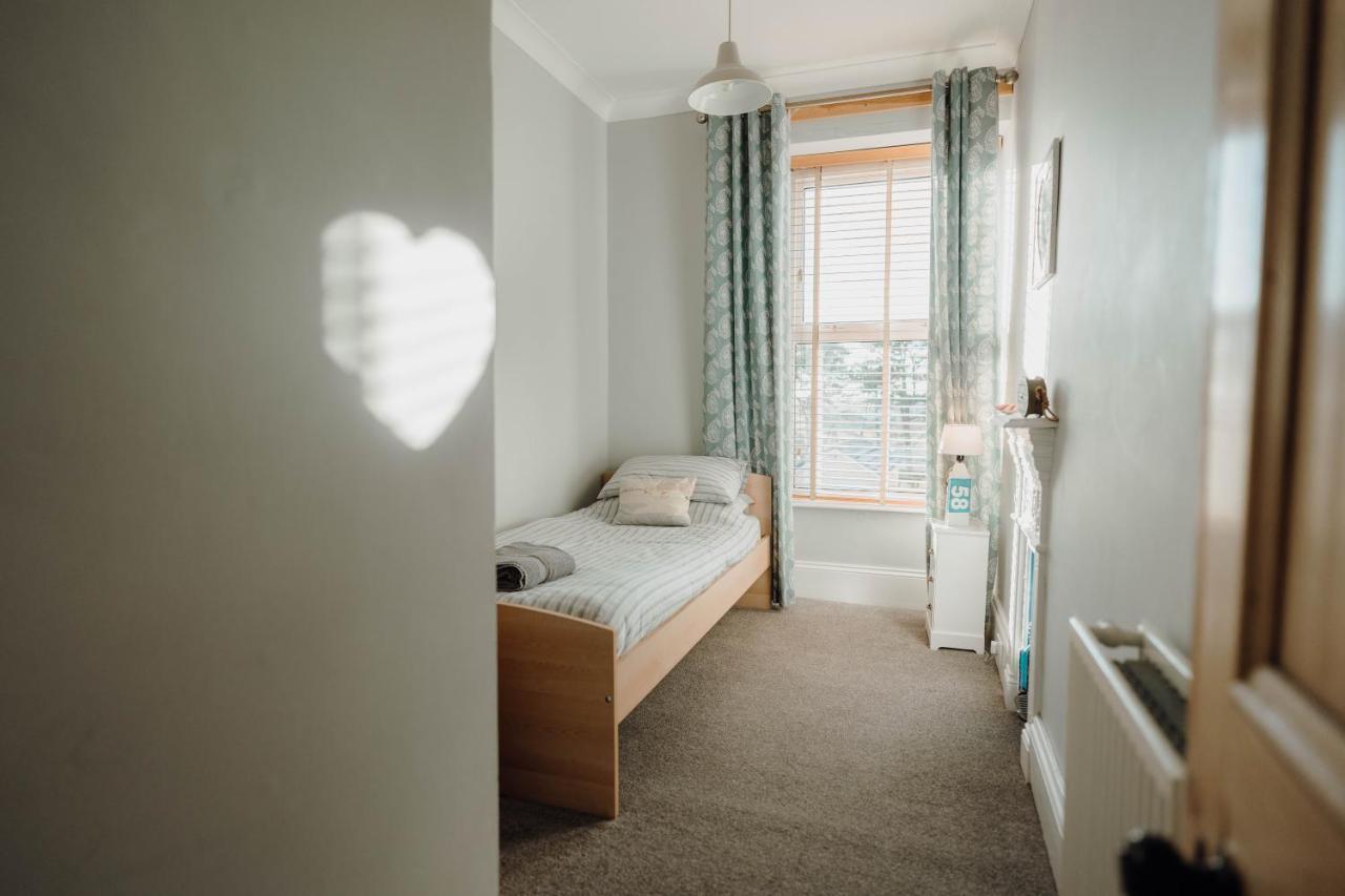 Holiday home No4 Queens Parade Close To South *
