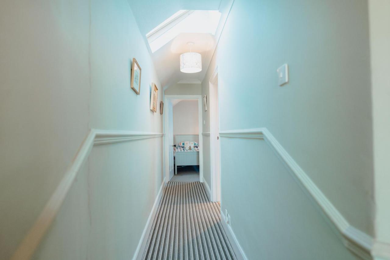 Holiday home No4 Queens Parade Close To South Tenby
