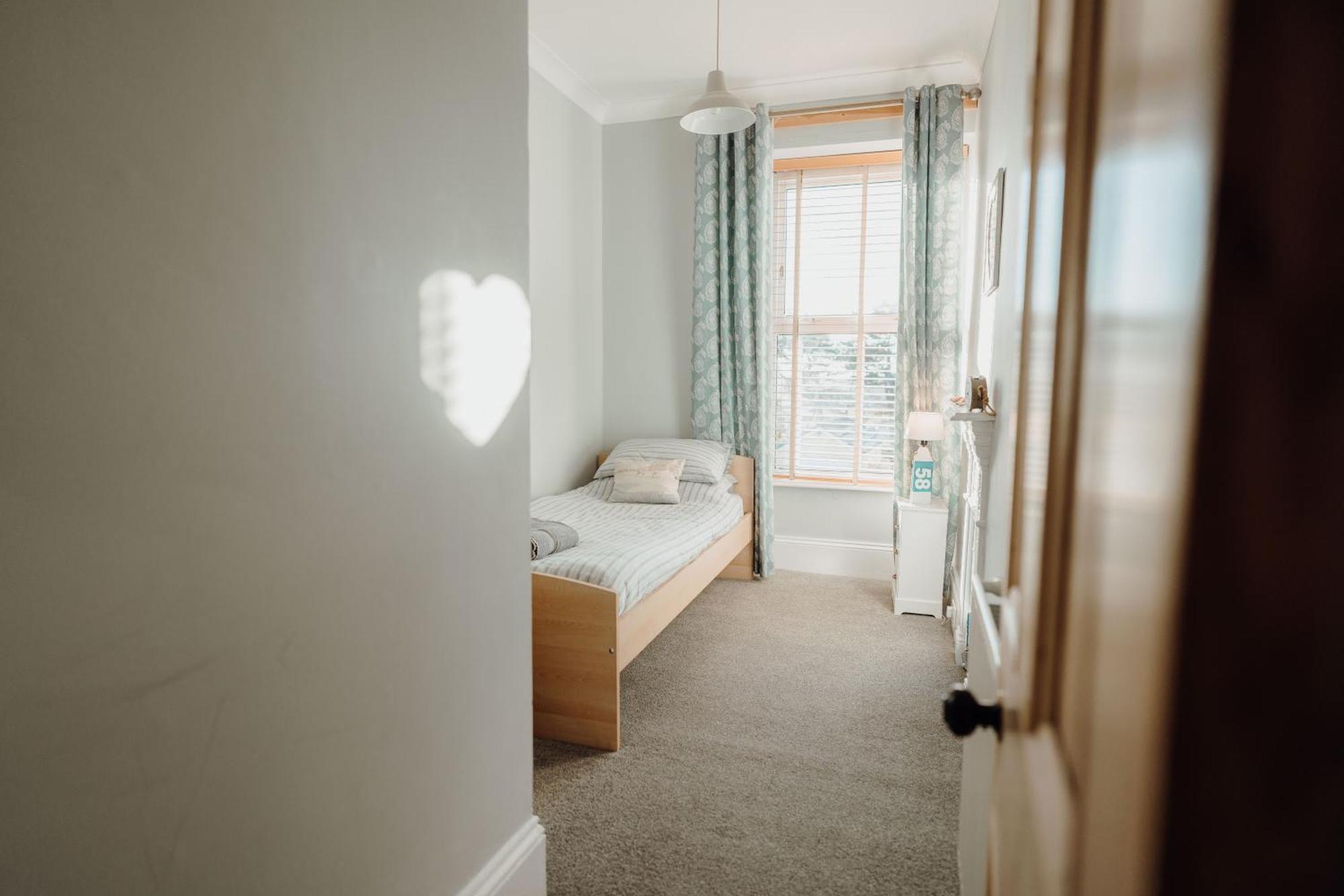 Holiday home No4 Queens Parade Close To South Tenby